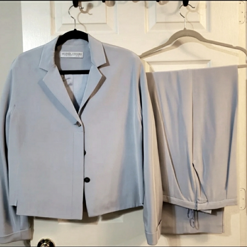 BUNDLE: Silk pant suit, shoes & purse